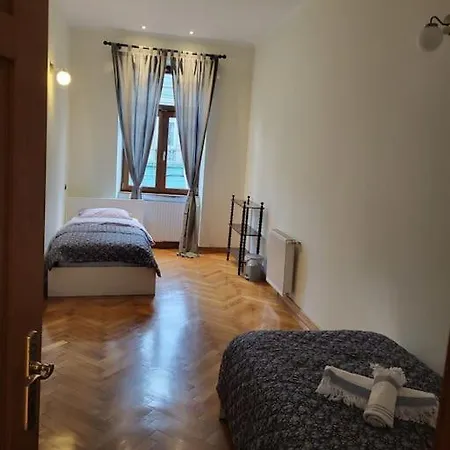 Sophie'S Place Braşov Extérieur photo
